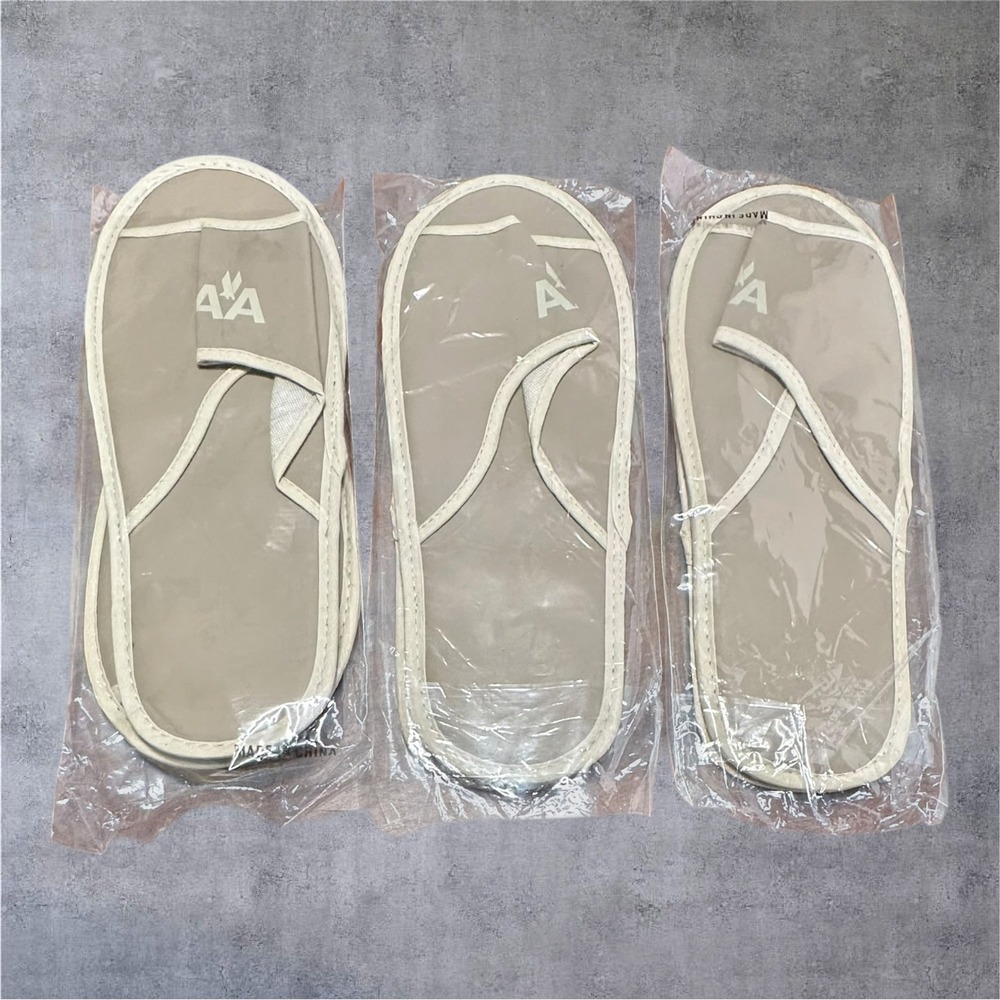 VTG American Airlines Slippers Unisex OS Tan New 3 Pairs First Class‎ Amenity